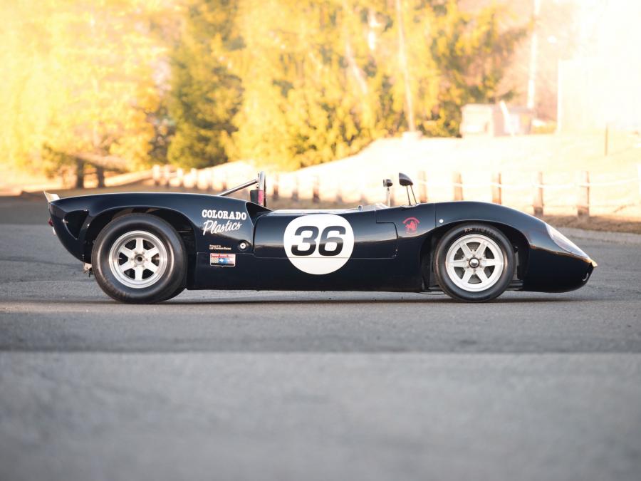  Lola T70 Spyder (Mk II) 1966 года  (фото 4 из 21)